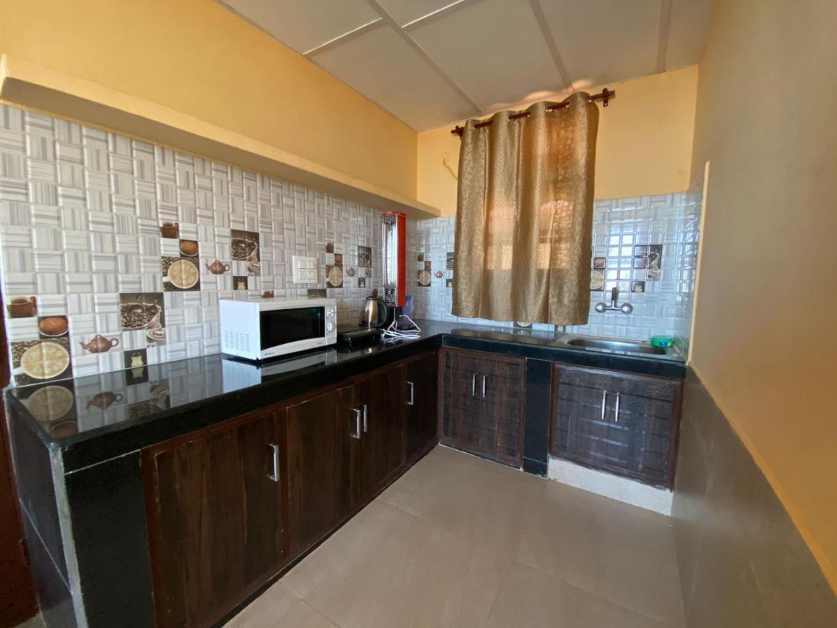 Redeem Cafe & Homestay Маклеод-Гандж Екстер'єр фото
