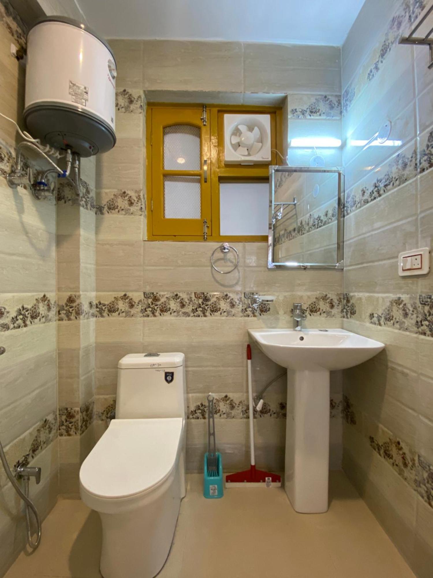 Redeem Cafe & Homestay Маклеод-Гандж Екстер'єр фото